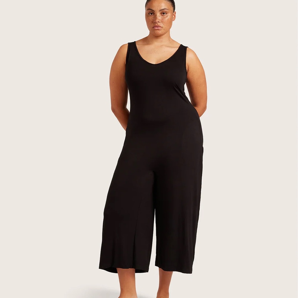 BOODY Black Cropped Jumpsuit